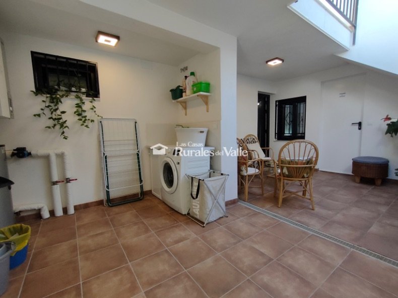 Bonito apartamento para 4 personas a 10 minutos del centro de Granada en Otura.
