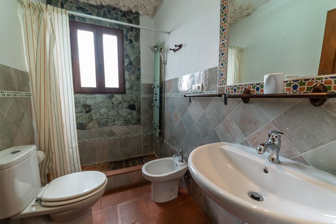 J. Coqueto y bonito apartamento rural en Granada situado en el casco antiguo de Nigüelas para 2 personas.