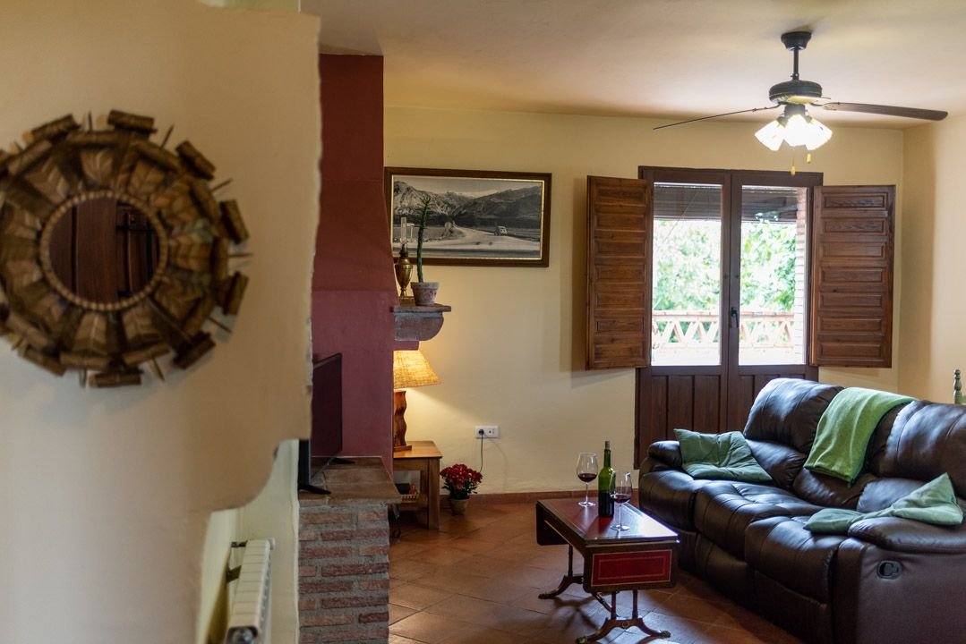 J. Coqueto y bonito apartamento rural en Granada situado en el casco antiguo de Nigüelas para 2 personas.