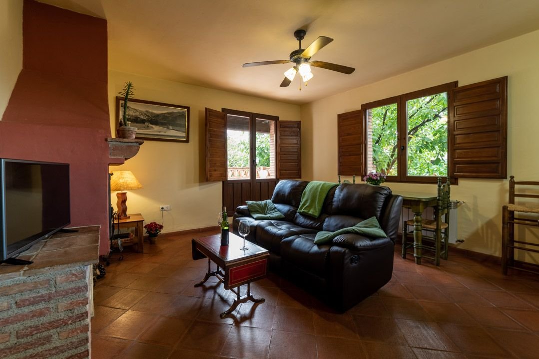 J. Coqueto y bonito apartamento rural en Granada situado en el casco antiguo de Nigüelas para 2 personas.