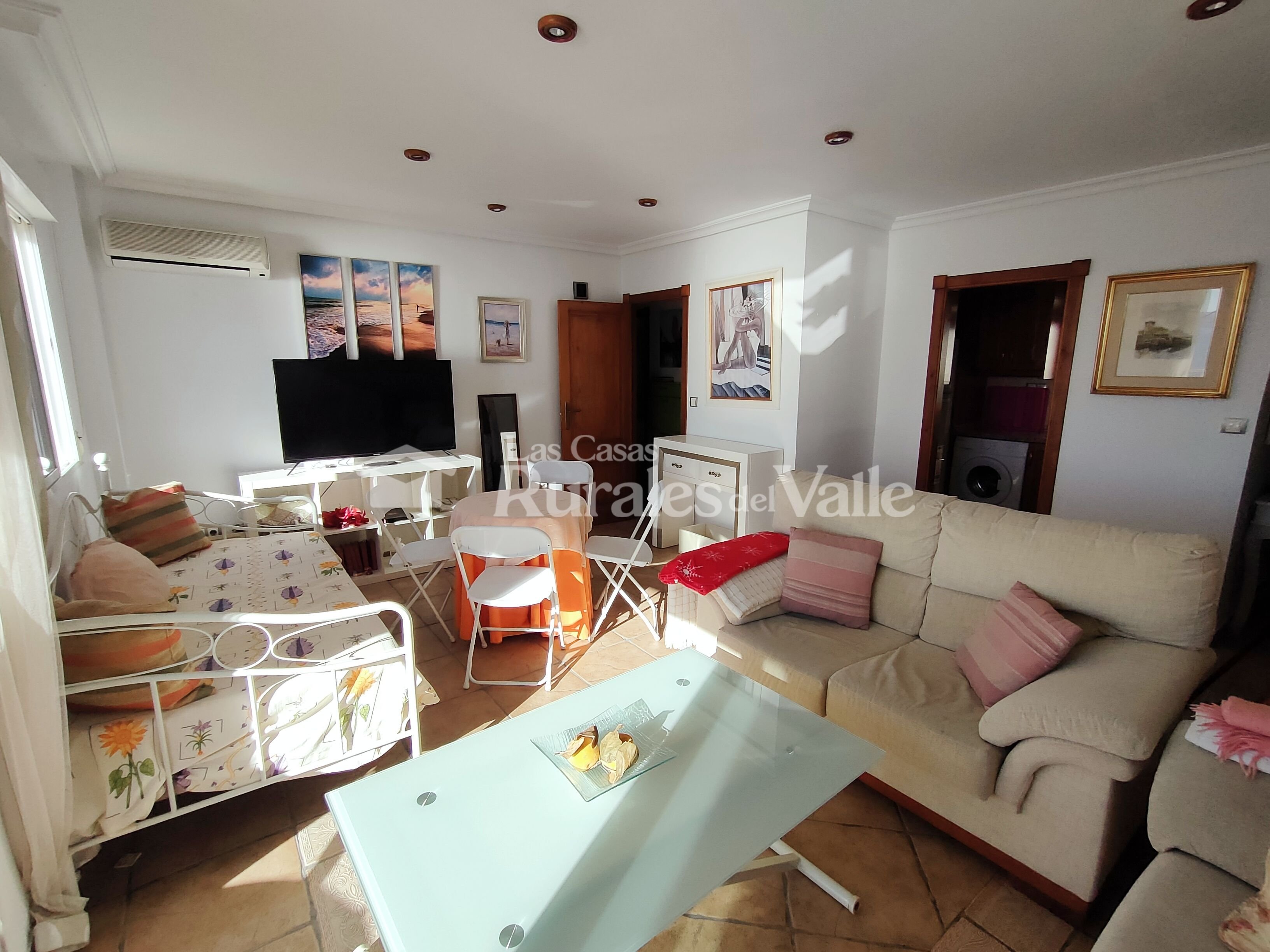 Coqueto y espléndido apartamento en plena línea de playa en salobreña.
