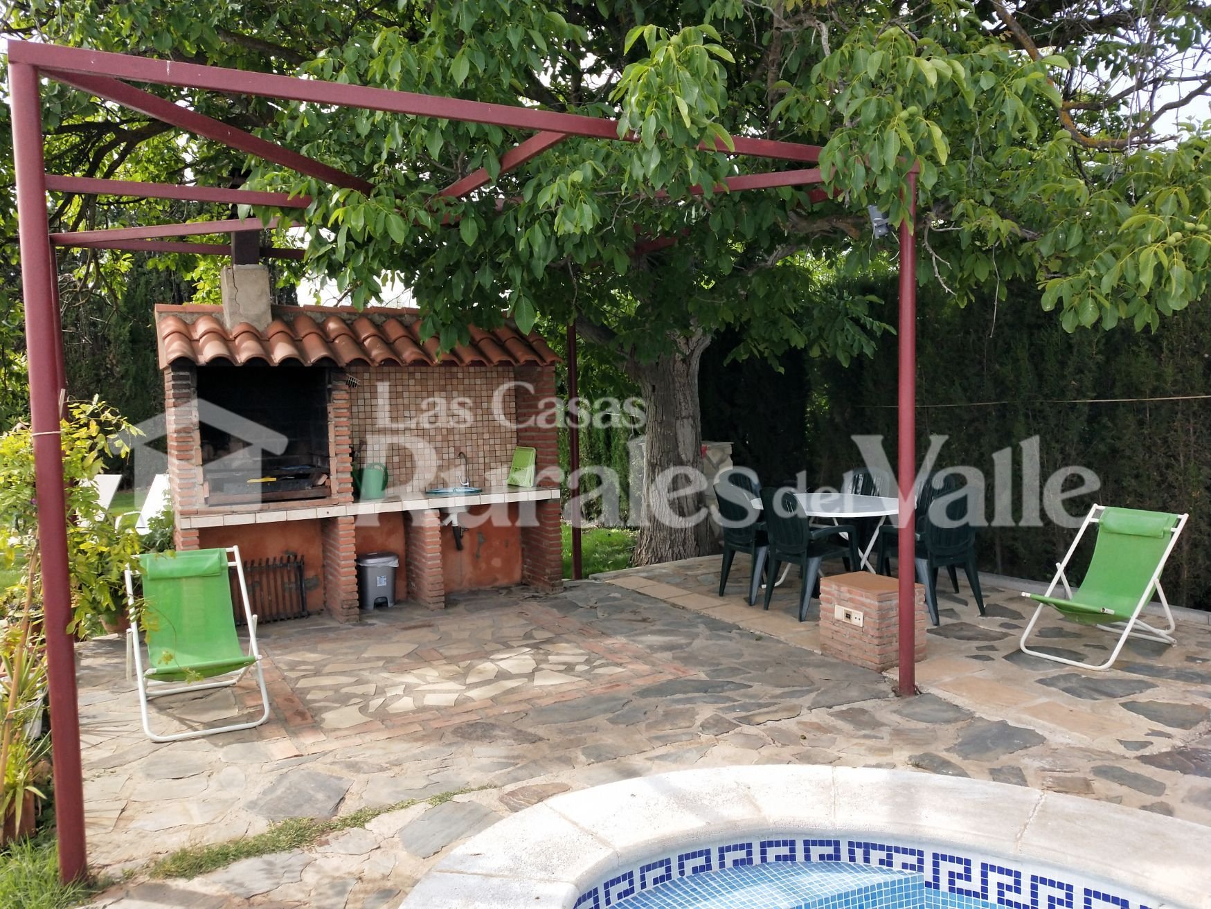Encantadora casa rural en Granada a los pies de la Sierra de Nigüelas.