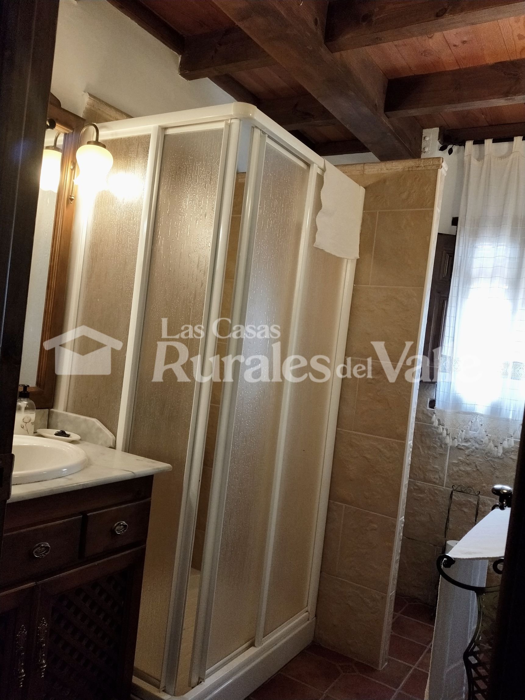 Encantadora casa rural en Granada a los pies de la Sierra de Nigüelas.