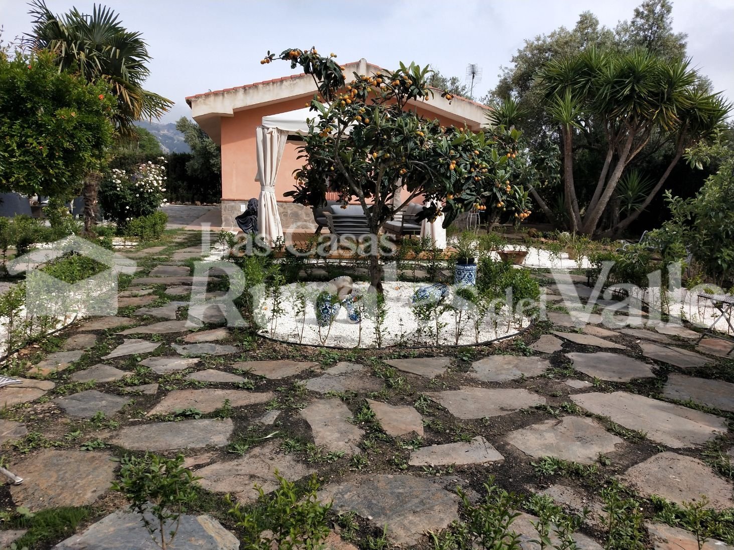 Encantadora casa rural en Granada a los pies de la Sierra de Nigüelas.