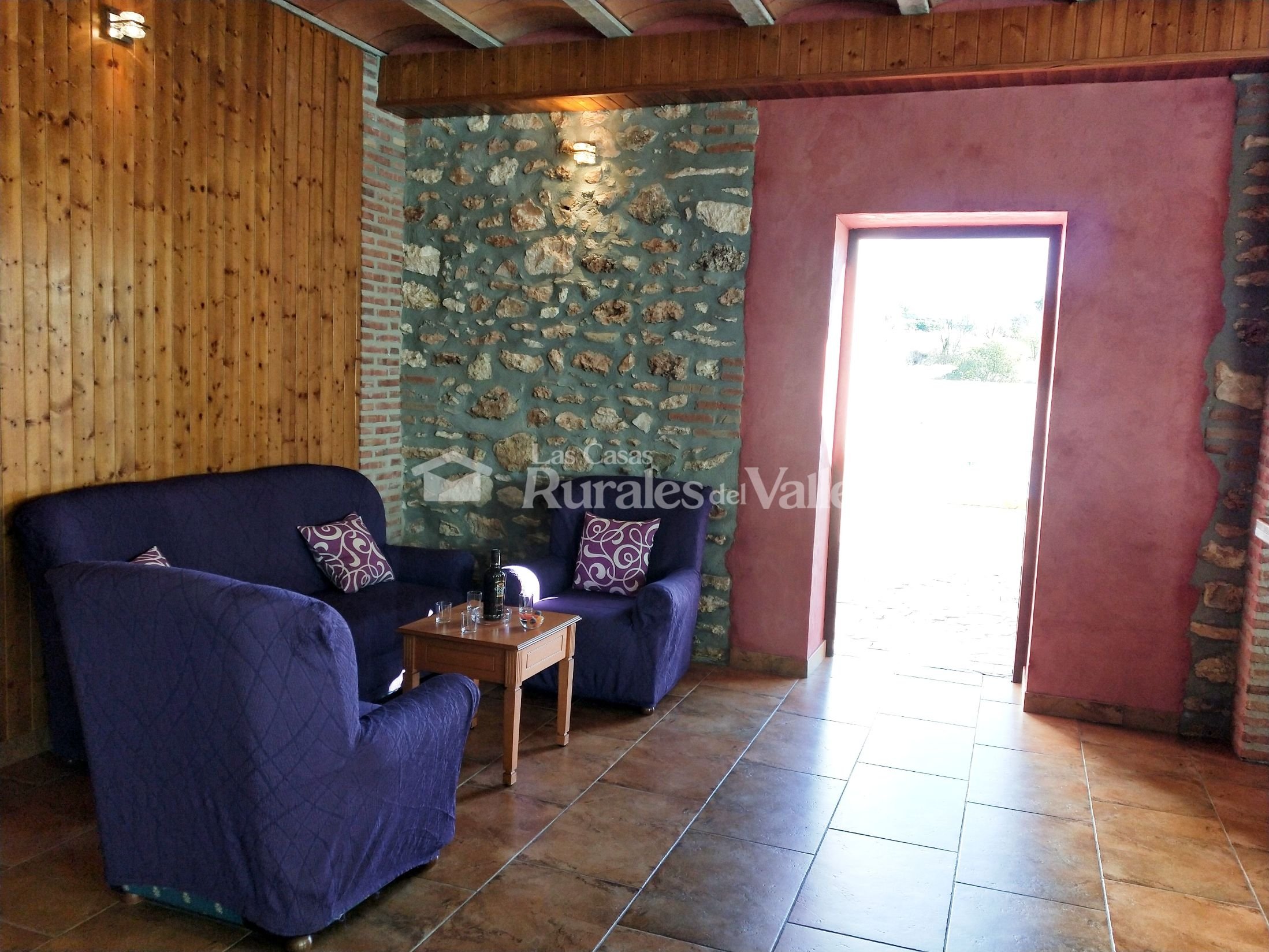 Coqueta casa rural en Granada con todo detalle para que pases una estancia enriquecedora.