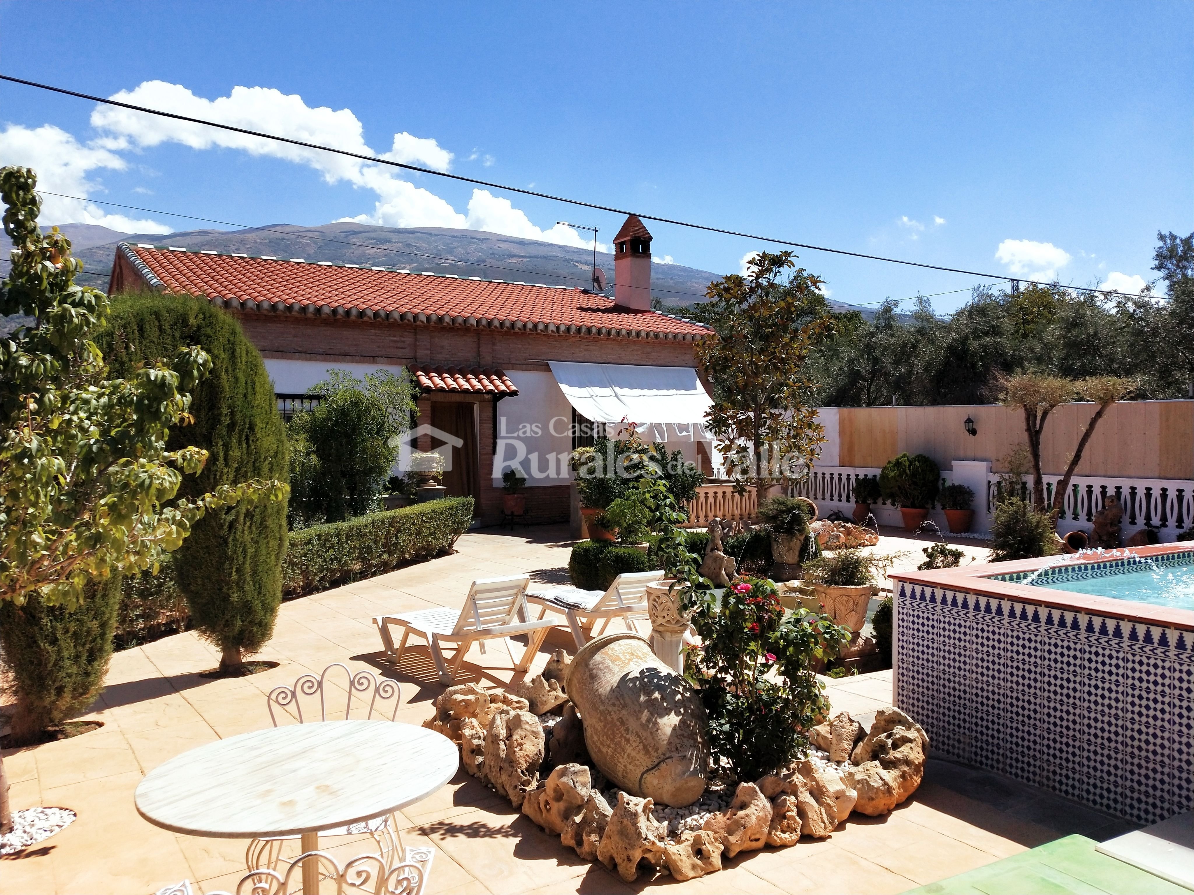 Entrañable casa rural en Granada a la entradas del pueblo de Nigüelas.