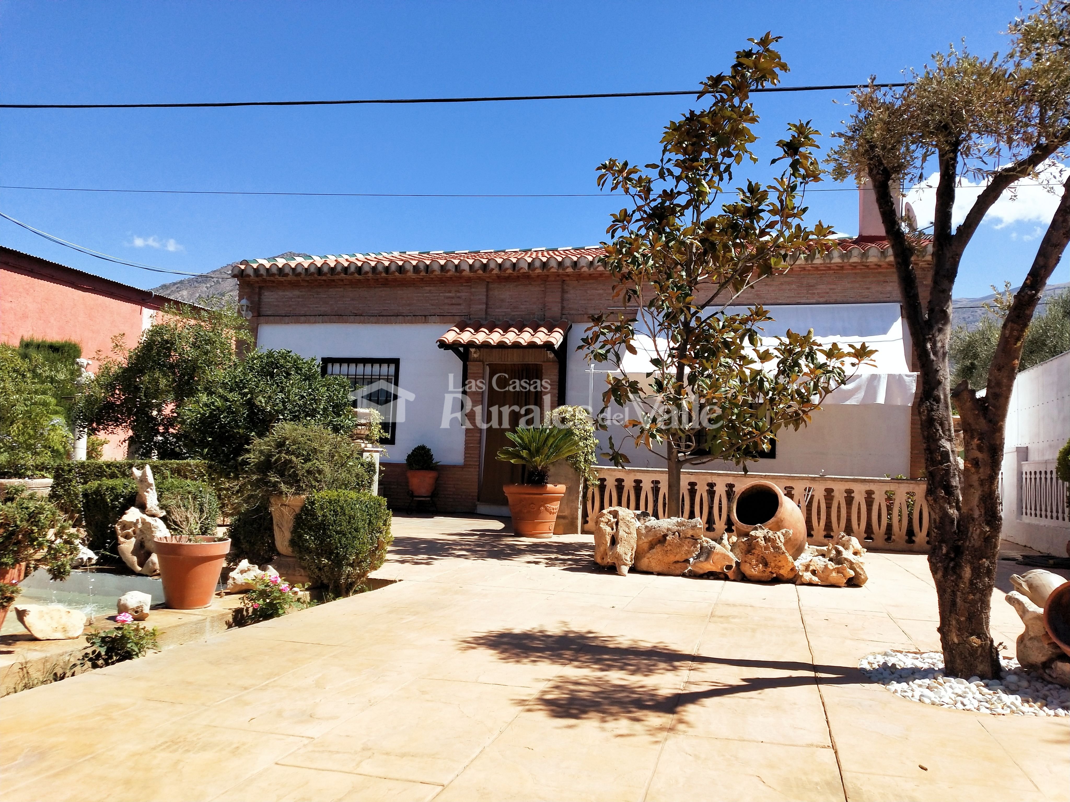 Entrañable casa rural en Granada a la entradas del pueblo de Nigüelas.