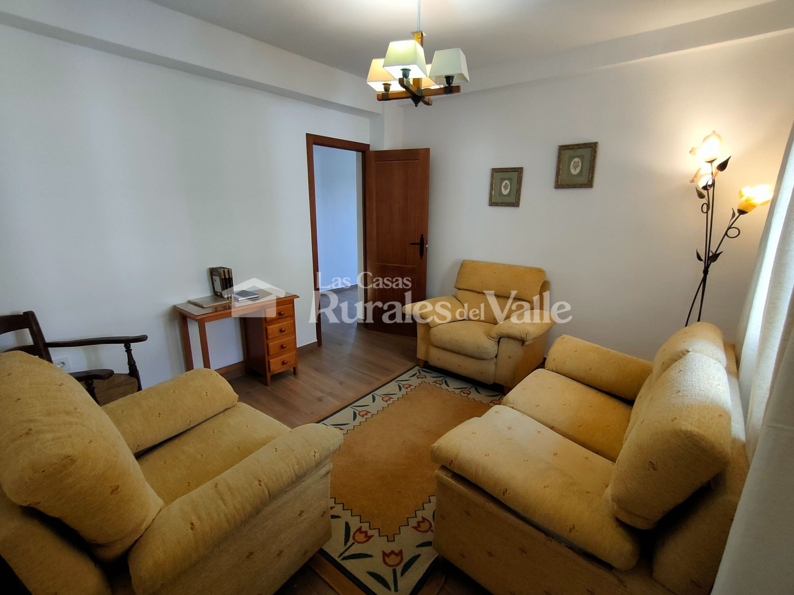 Coqueta casa rural para 8 personas en el casco antiguo de Nigüelas.