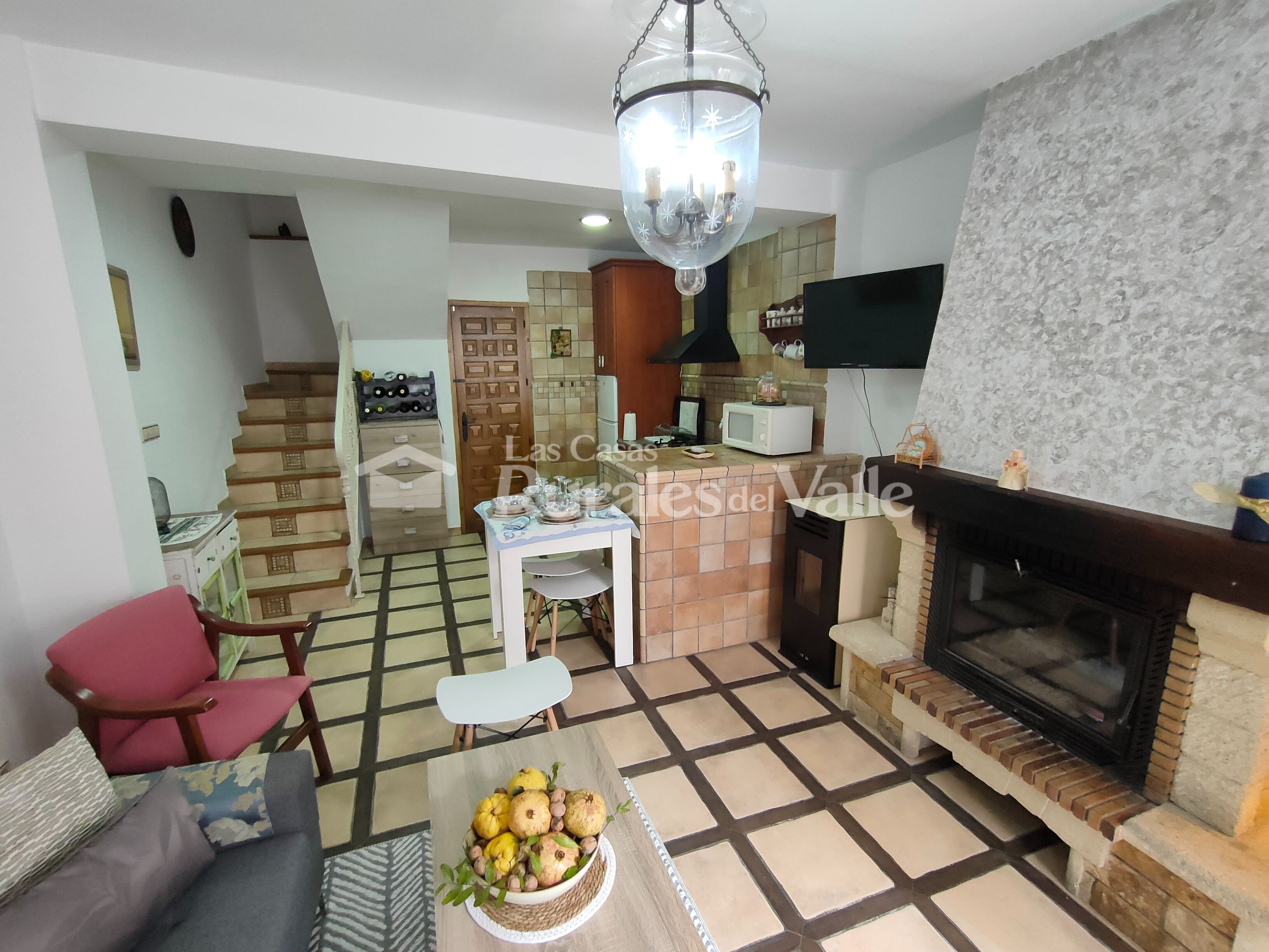 Entrañable y acogedora casa rural para 6 personas en el casco antiguo de Nigüelas.