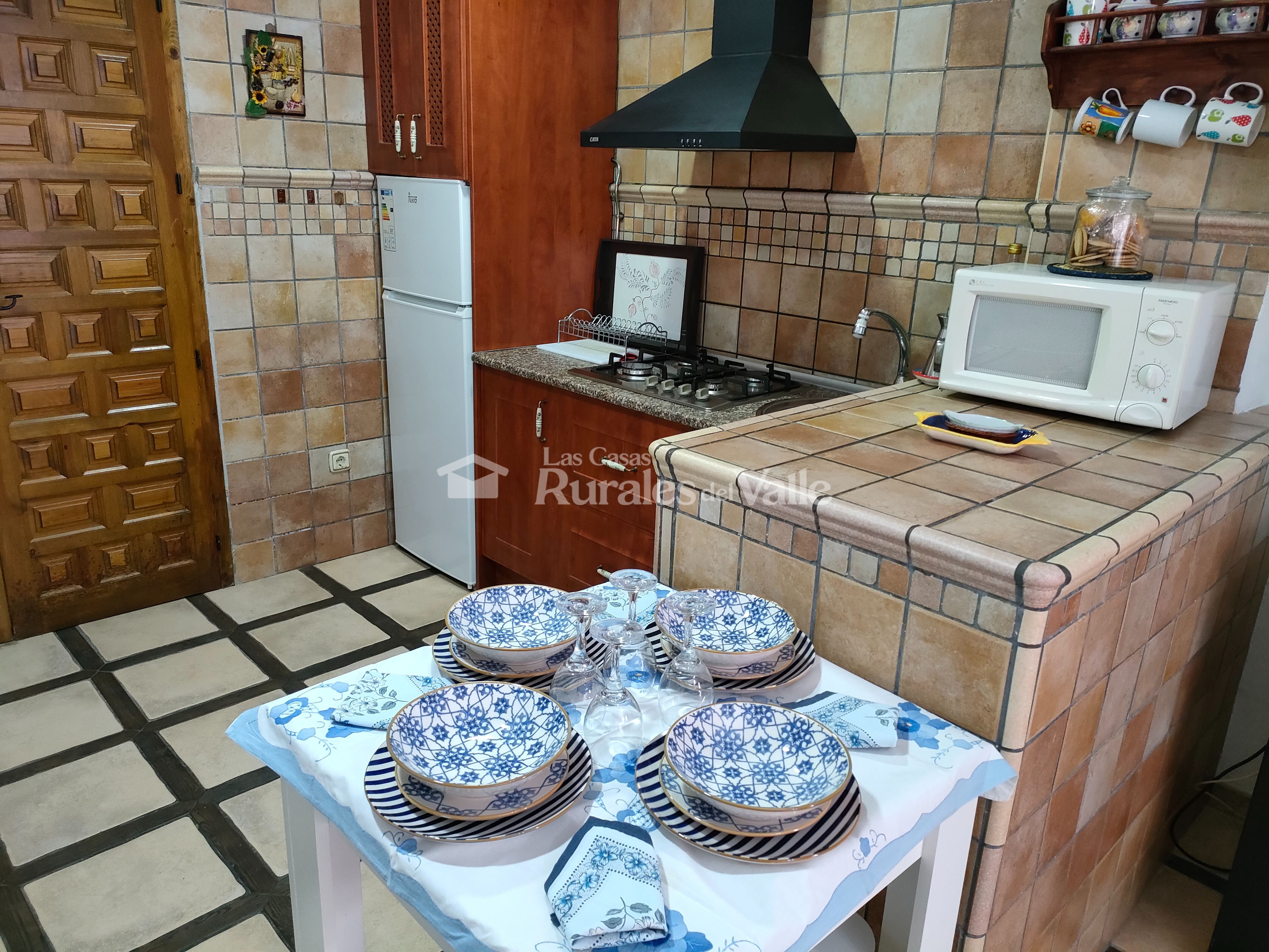 Entrañable y acogedora casa rural para 6 personas en el casco antiguo de Nigüelas.