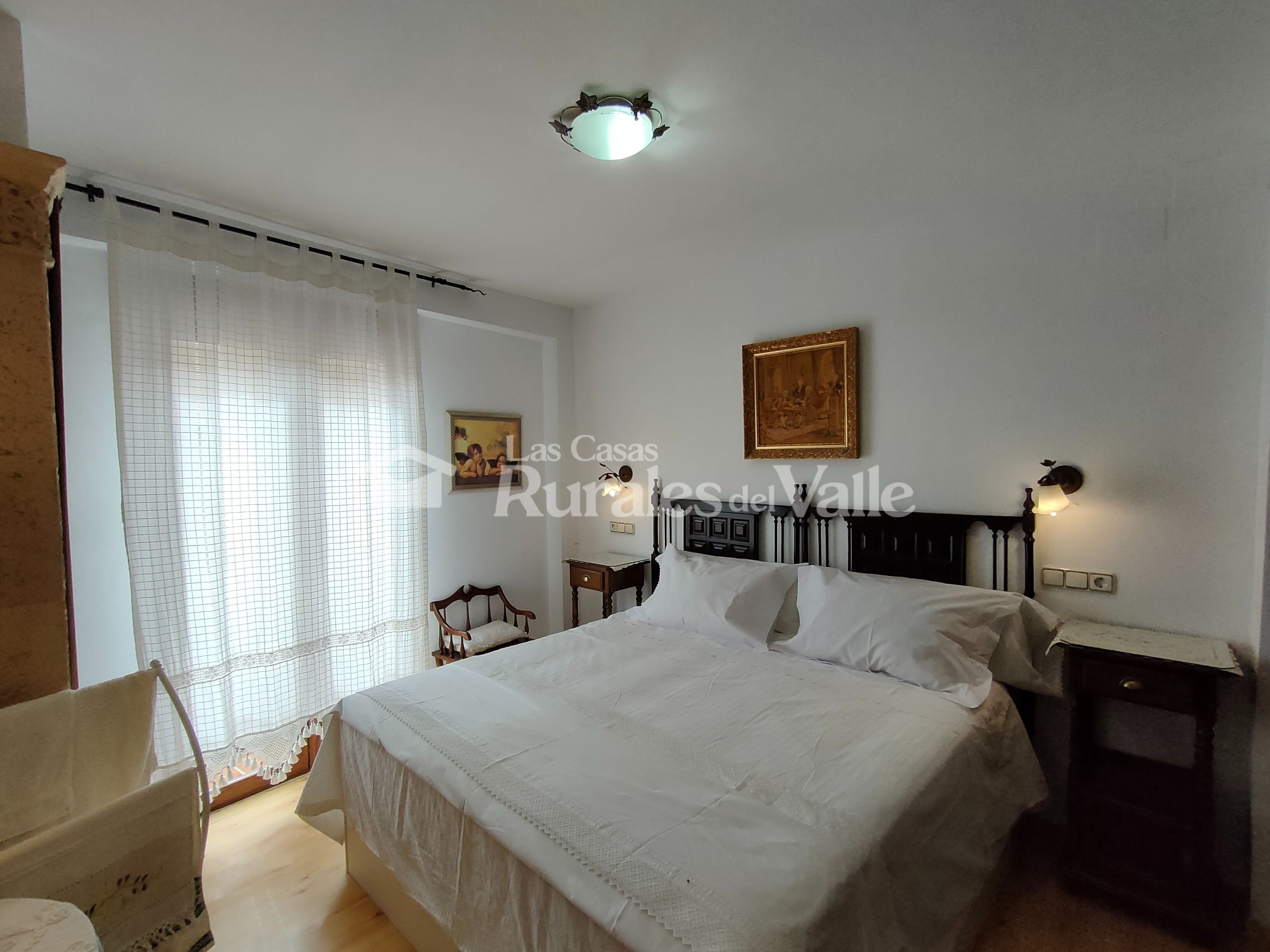 Entrañable y acogedora casa rural para 6 personas en el casco antiguo de Nigüelas.