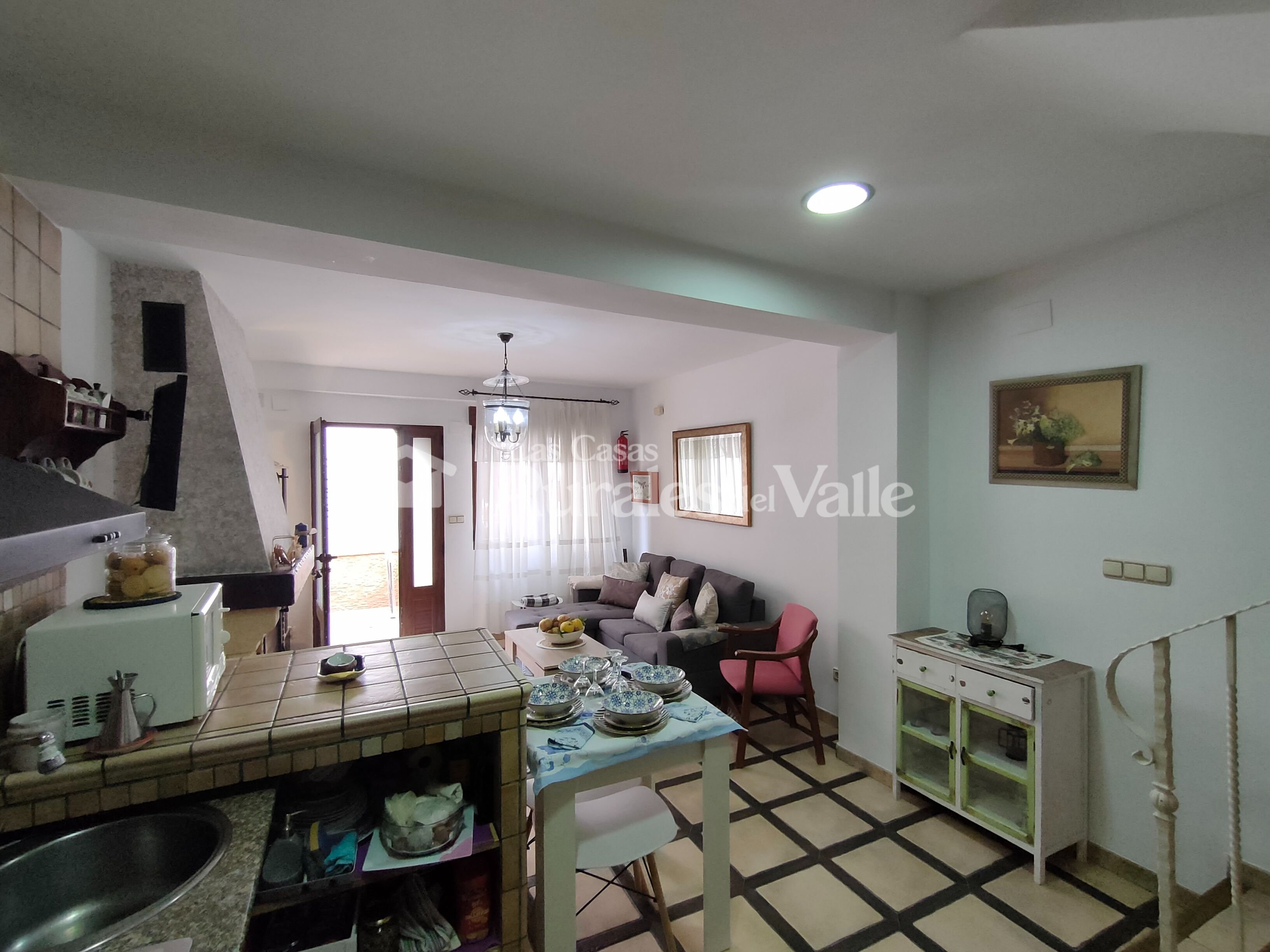 Entrañable y acogedora casa rural para 6 personas en el casco antiguo de Nigüelas.