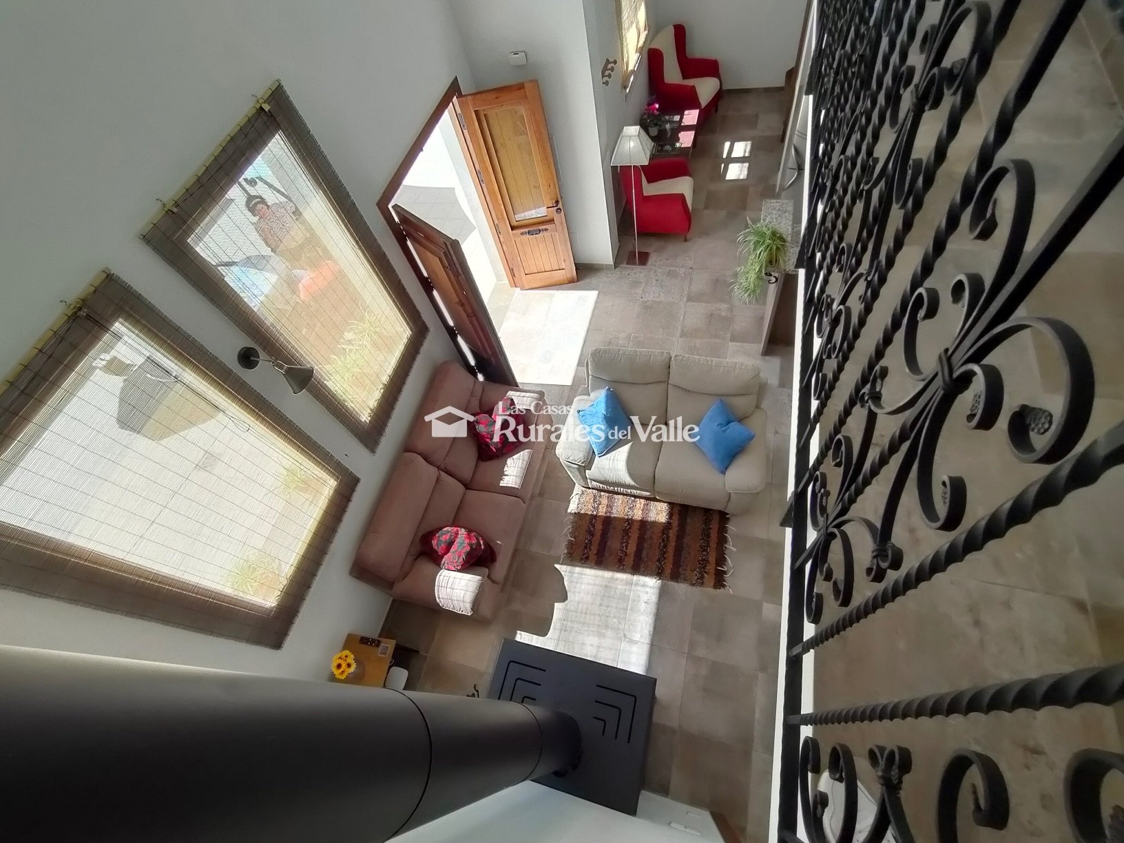 Casa rural con 3 suit ideal para relajarse y disfrutar de la naturaleza a las afueras de Dúrcal.