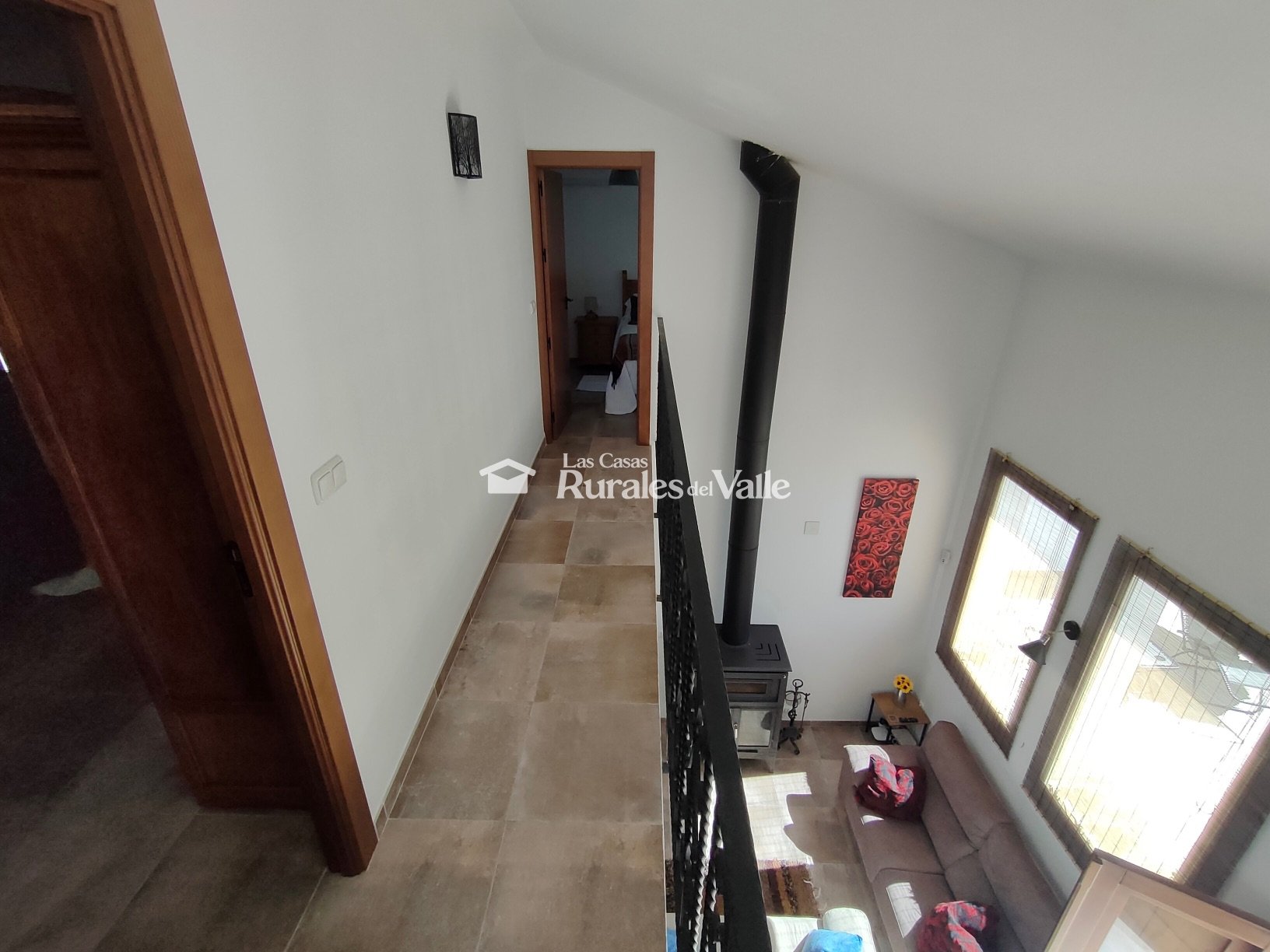 Casa rural con 3 suit ideal para relajarse y disfrutar de la naturaleza a las afueras de Dúrcal.