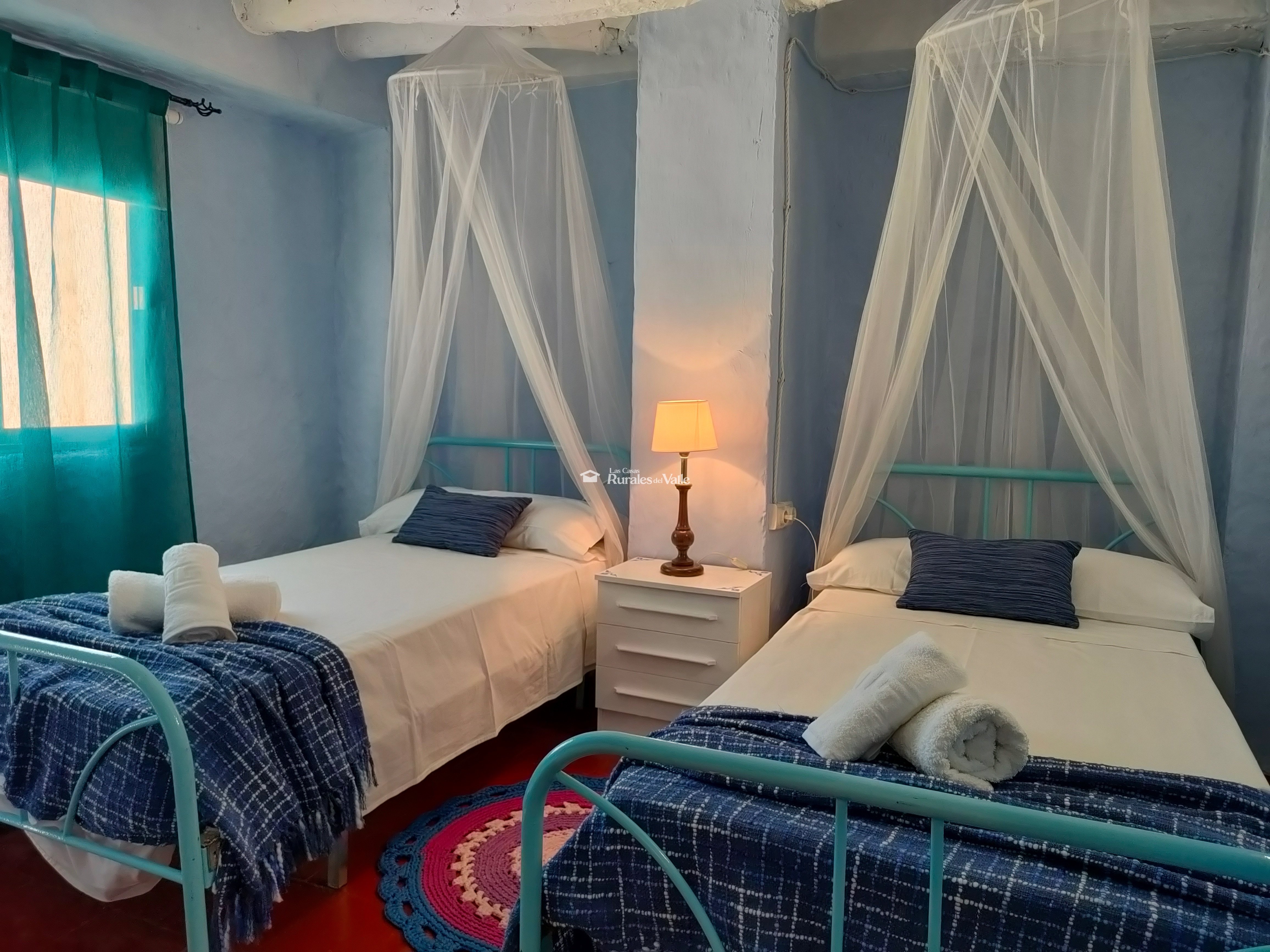 Encantadora casa rural en el pueblo de Izbor, ideal para familia o dos parejas.