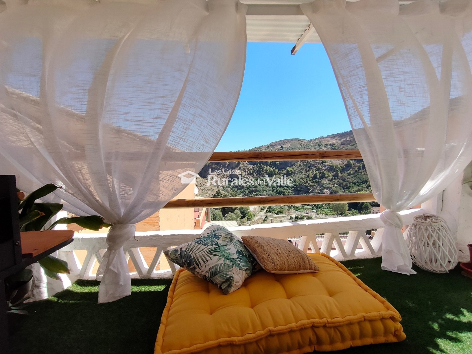 Encantadora casa rural en el pueblo de Izbor, ideal para familia o dos parejas.