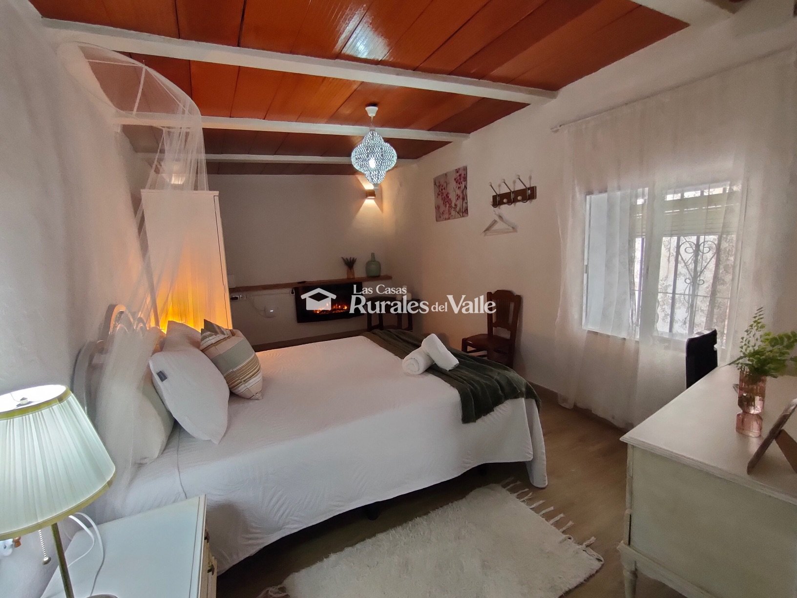 Encantadora casa rural en el pueblo de Izbor, ideal para familia o dos parejas.
