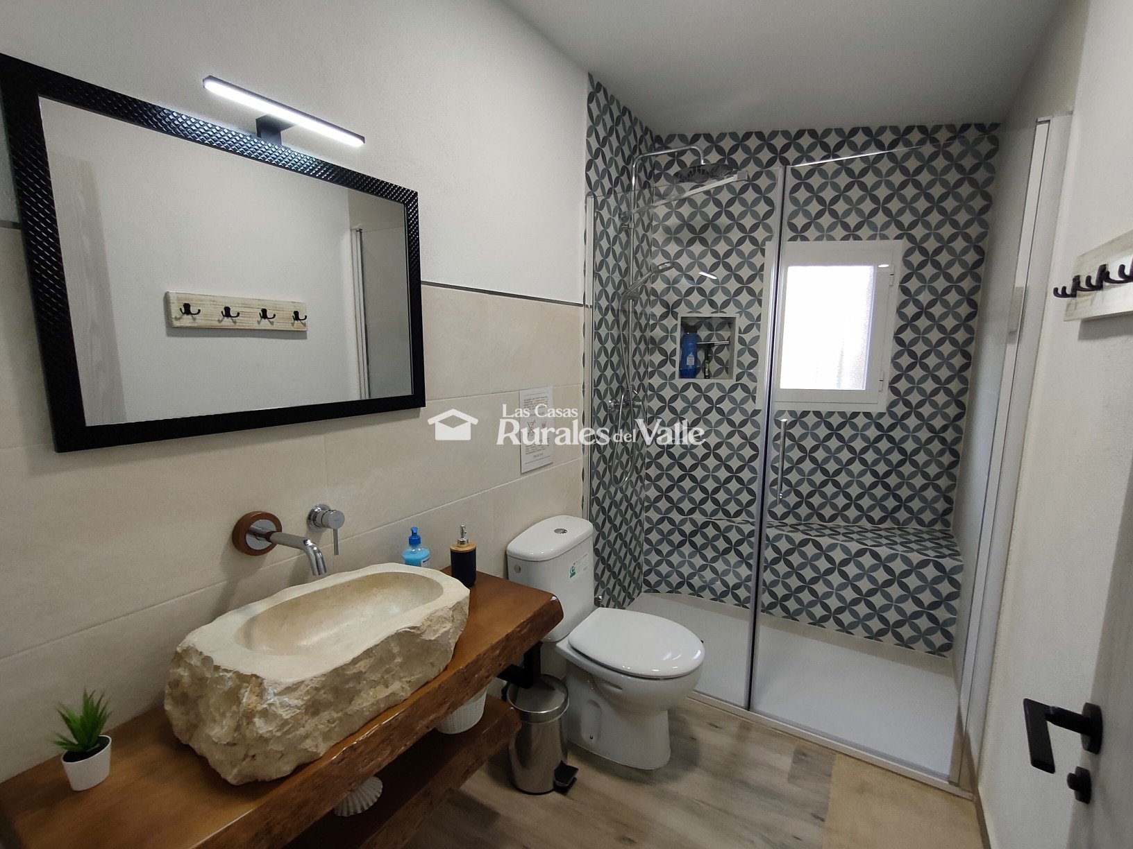 Encantadora casa rural en Nigüelas para 8 o 12 personas, a los pies de la sierra de Nigüelas.