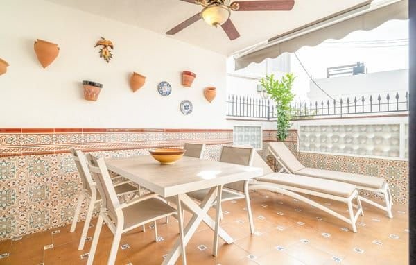 Bonita casa rural en la Costa del Sol, Nerja. Ideal para 6 personas y relajarse unos días.