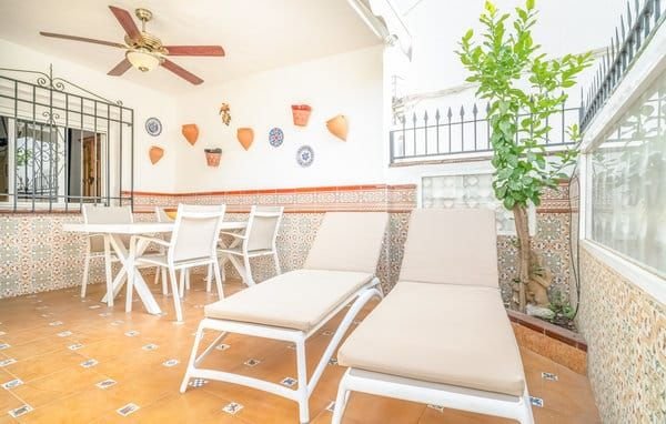 Bonita casa rural en la Costa del Sol, Nerja. Ideal para 6 personas y relajarse unos días.