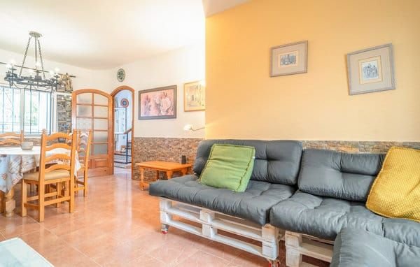 Bonita casa rural en la Costa del Sol, Nerja. Ideal para 6 personas y relajarse unos días.